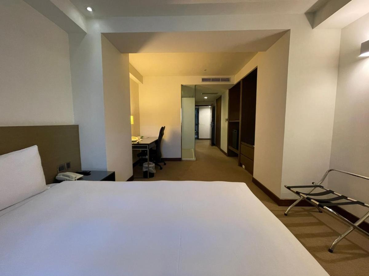 Guide Hotel Hsinchu Zhongyang Exterior photo