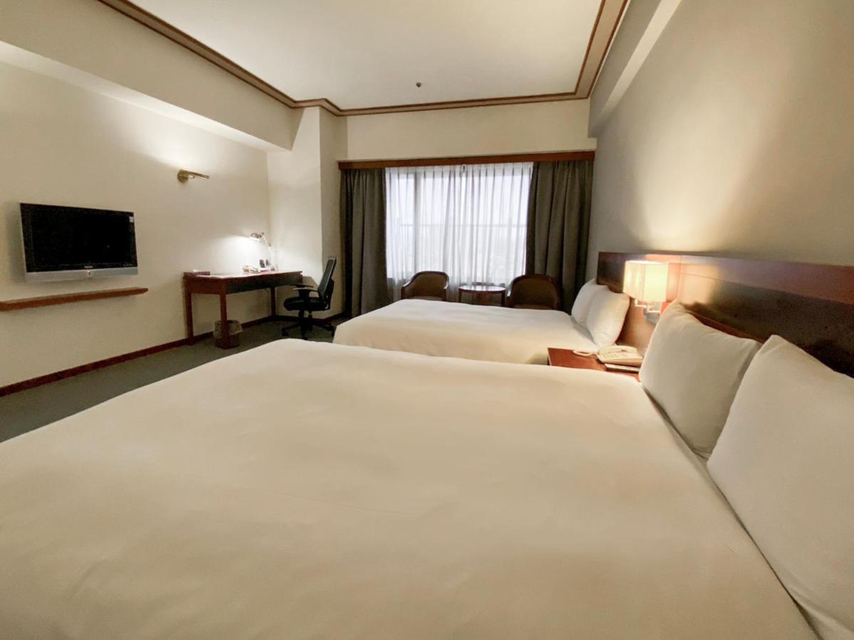 Guide Hotel Hsinchu Zhongyang Exterior photo