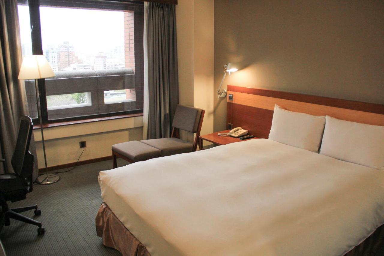 Guide Hotel Hsinchu Zhongyang Exterior photo